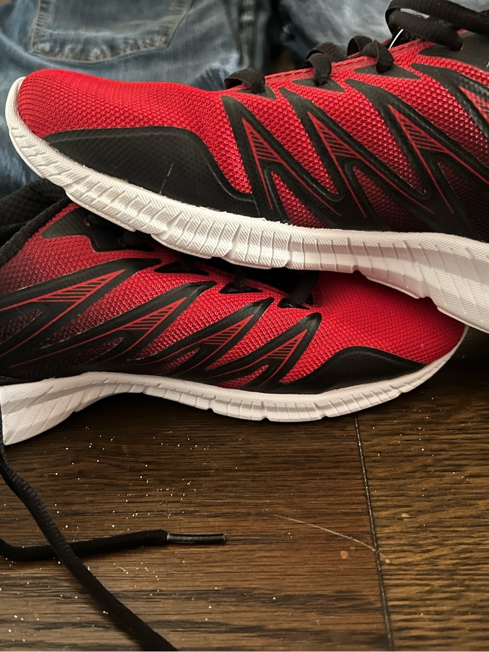 Fila Red and Black Men's Lightweight Training Sneakers